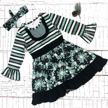 Load image into Gallery viewer, Winter Forrest Dress

