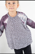 Load image into Gallery viewer, Tie Dye Sleeves Leopard Top
